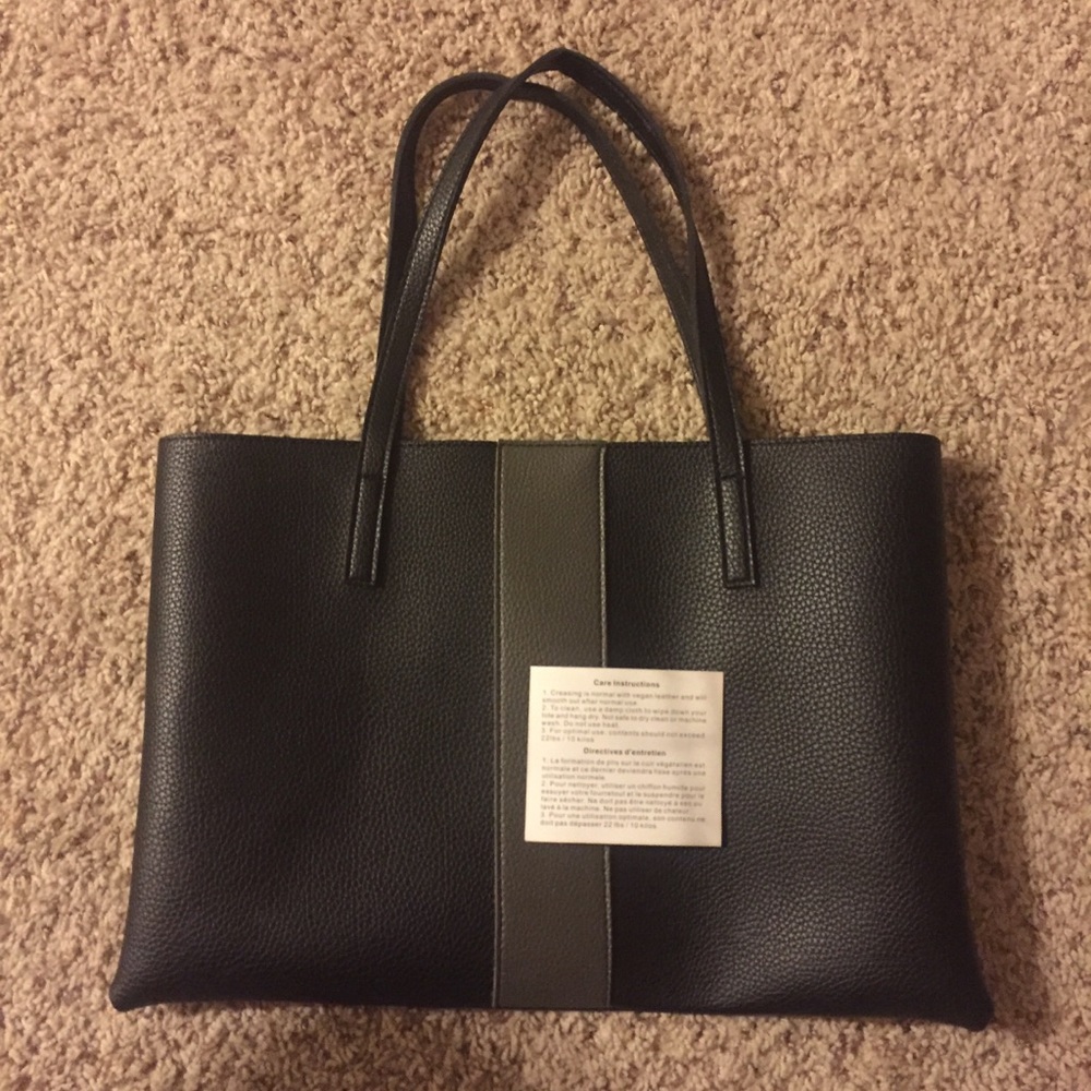 Vince Camuto tote